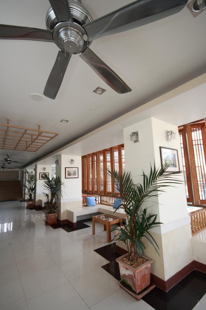 

Roma - Mae Nam Beach - First Residence Hotel
