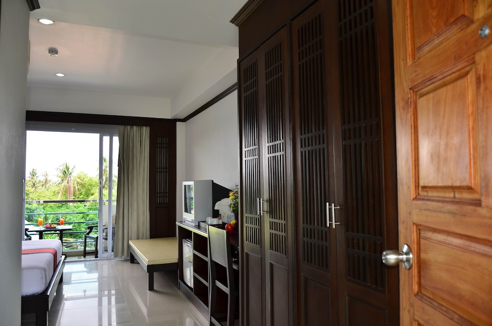 

Roma - Lamai Beach - First Residence Hotel