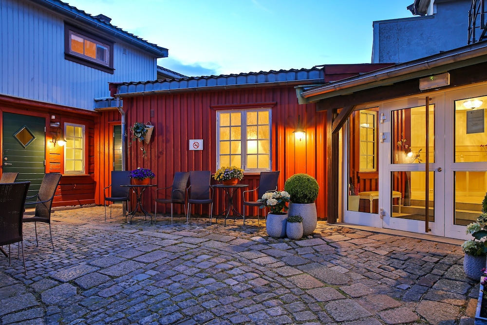 

Milano - Fredrikstad - Gamlebyen Hotell - Fredrikstad