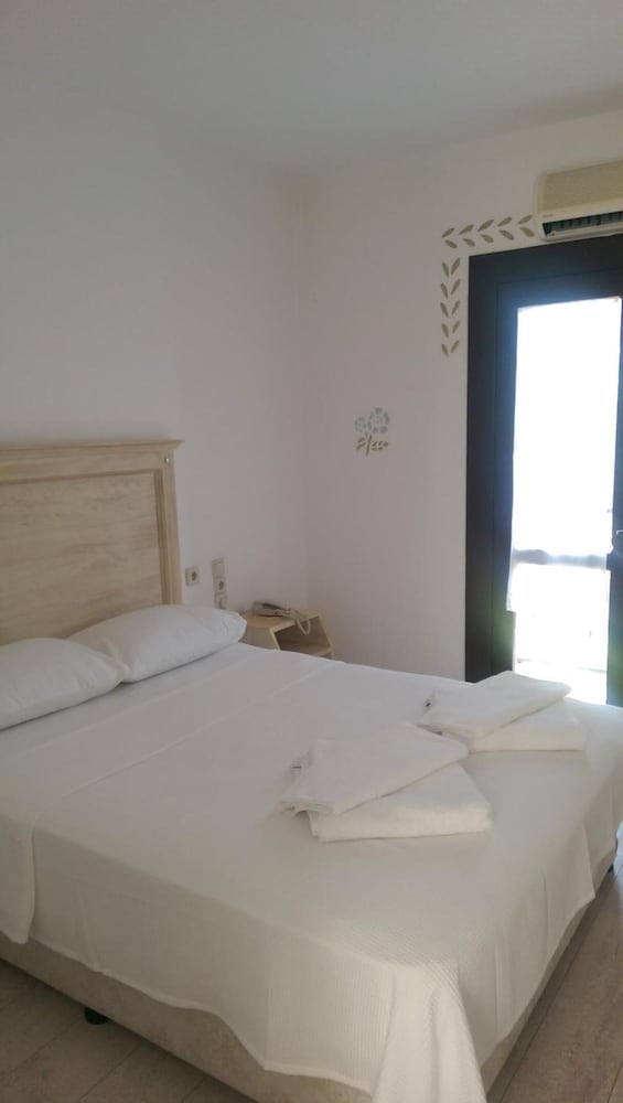 

Roma - Gundogan - Ece Hotel Bodrum