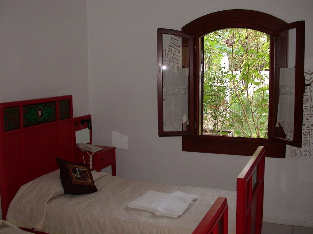 

Milano - Gundogan - ece "vegan"hotel Bodrum