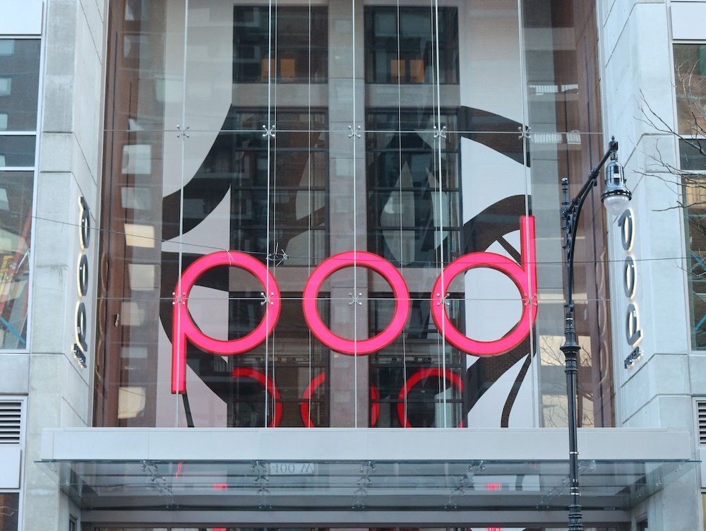

Bari - Long Island City - Pod Times Square