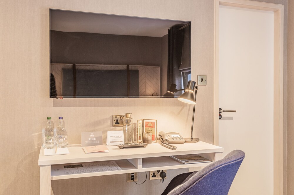 

Milano - Aberdeen - Palm Court Hotel