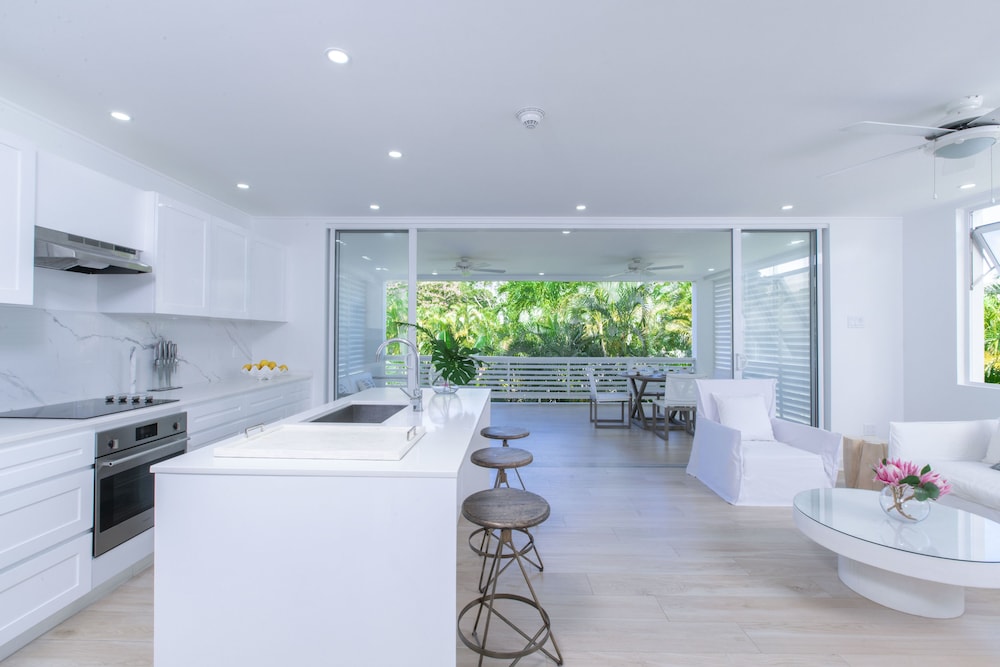 

Bologna - Saint James - Mullins Grove Luxury Apartments