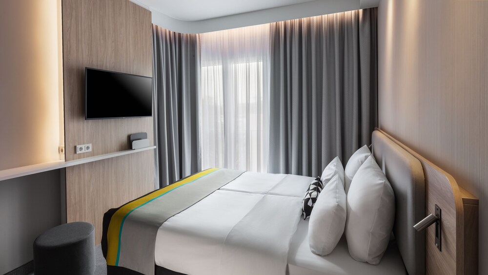 

Roma - Unterhaching - Holiday Inn Express Munich - City East