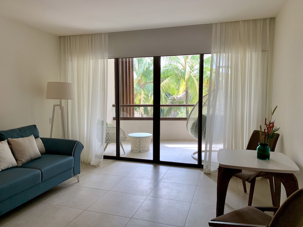 

Milano - Carrillo - Azura Beach Resort - All Inclusive - Adults Only