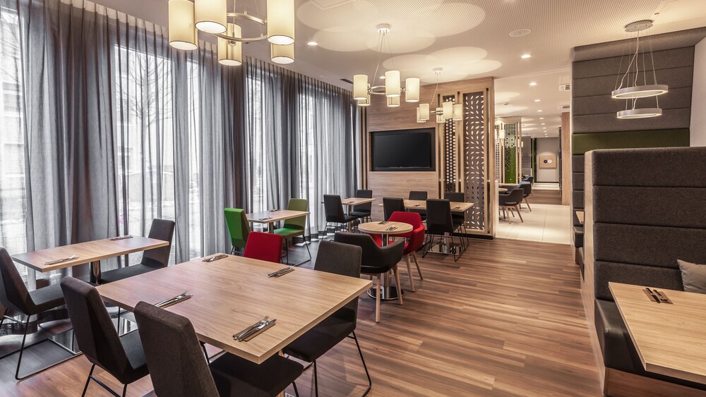 

Roma - Aschheim - Holiday Inn Express MUNICH - CITY EAST