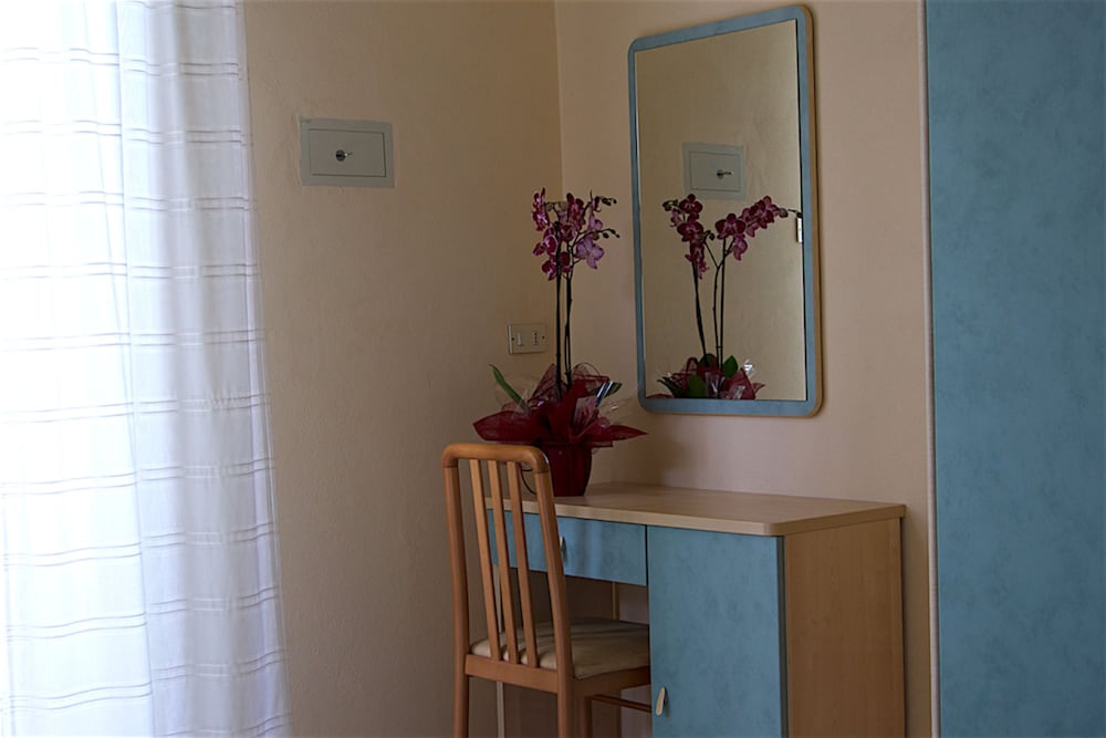 

Cagliari - Riviera Romagnola, Mare Italia - Hotel Anita