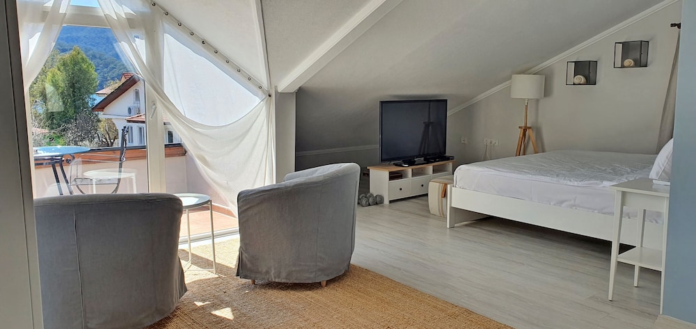 

Roma - Göcek - A&B Home Hotel