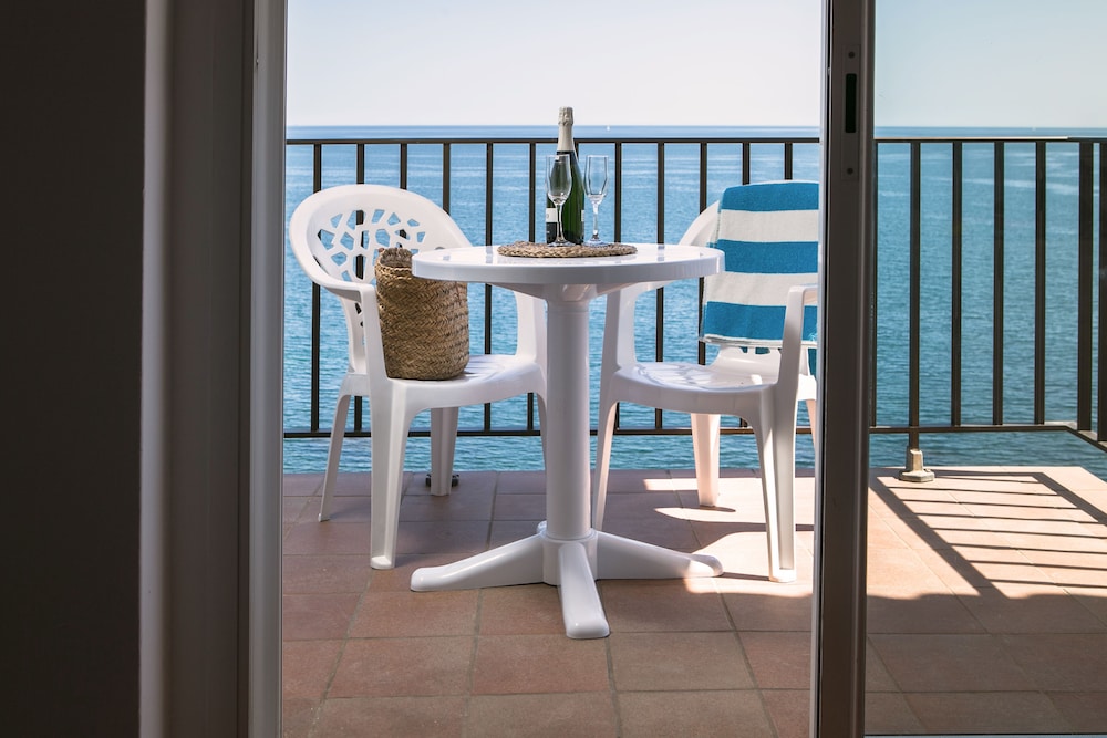 

Bologna - L'Escala - RVHotels Nieves Mar