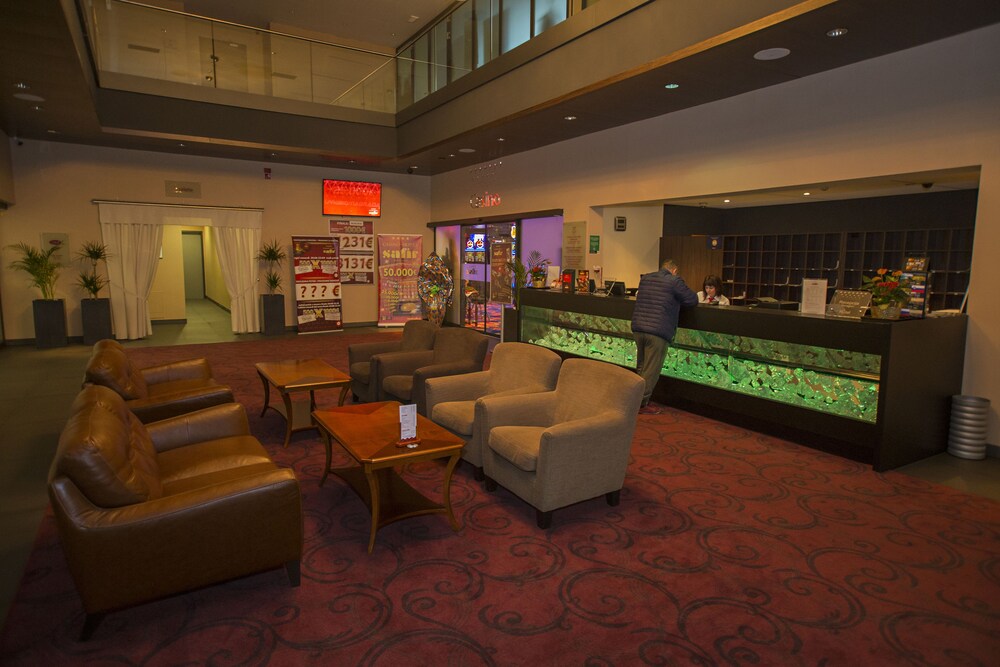 

Bari - Trieste - Safir Hotel Casino
