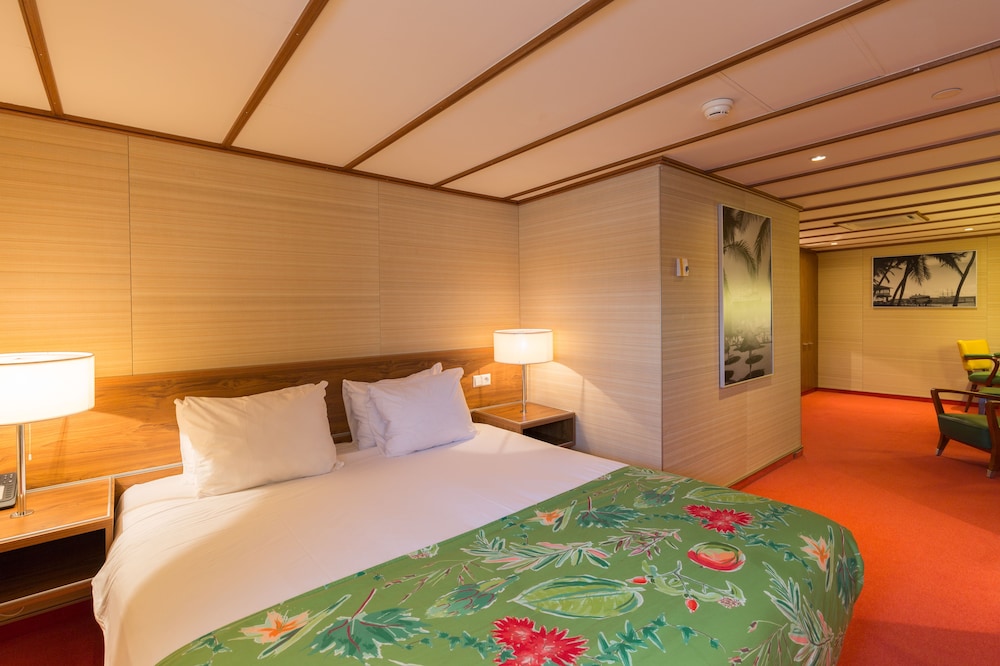 

Napoli - Rotterdam - ss Rotterdam Hotel & Restaurants