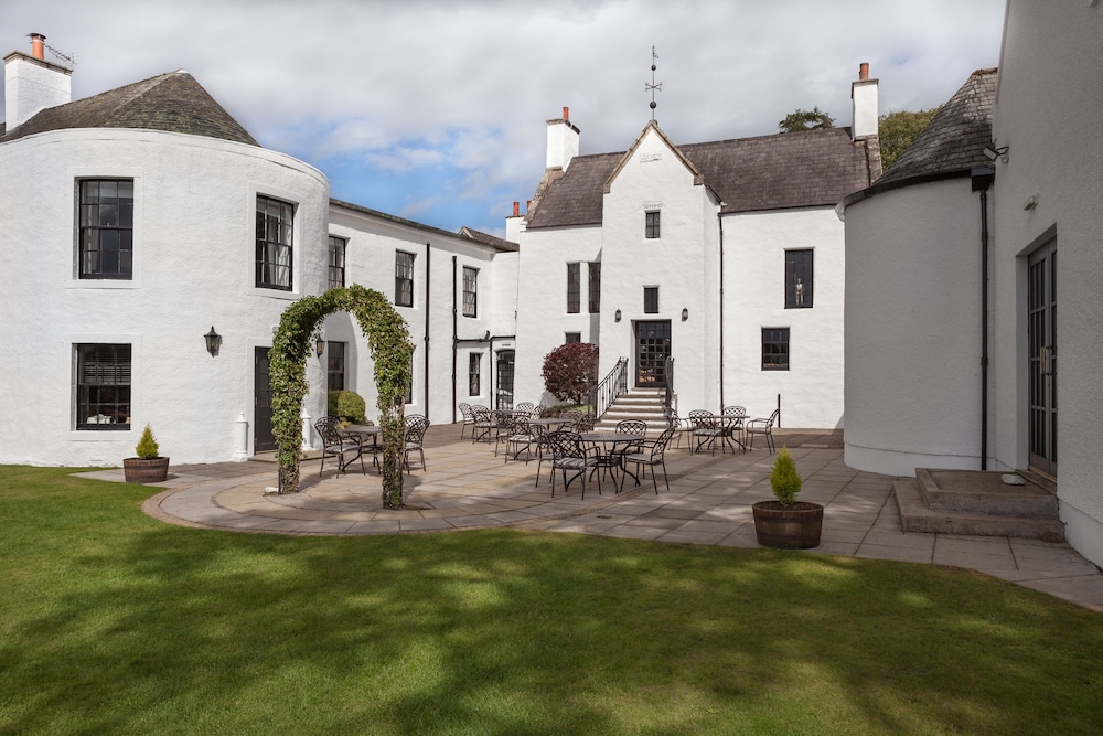 

Milano - Aberdeen - Maryculter House