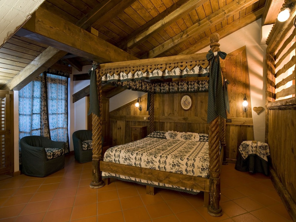

Milano - Saint-Pierre - Hotel Milleluci