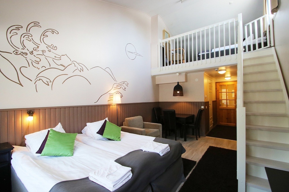 

Milano - Levi - Hotel Hullu Poro