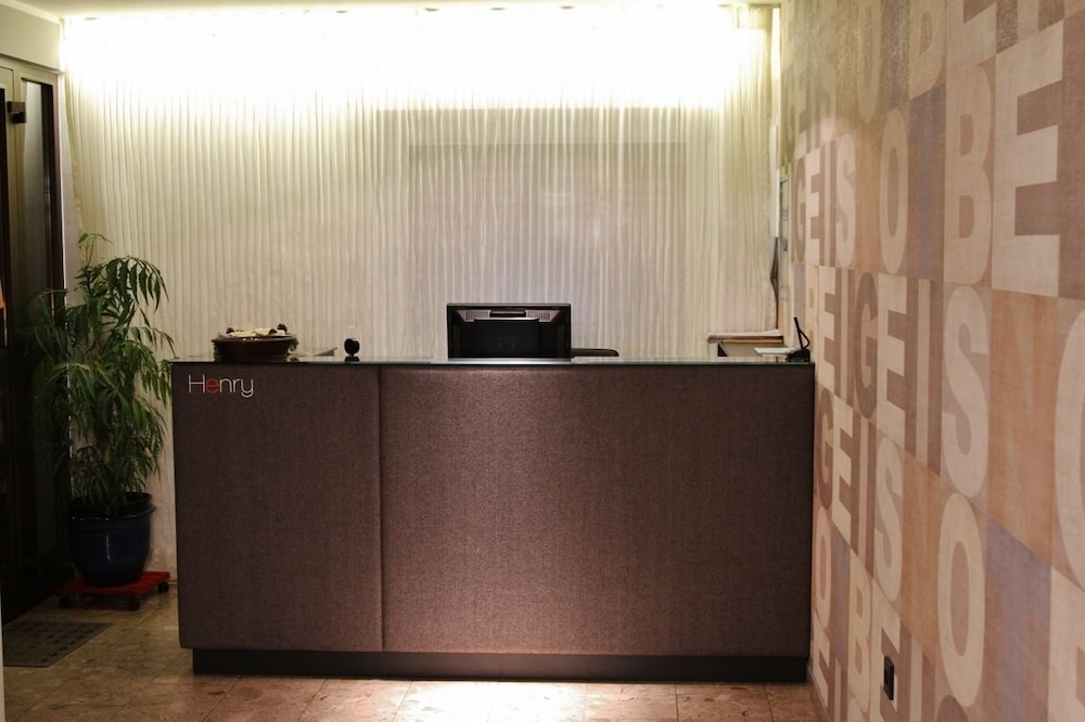 

Torino - Langen (Hessen) - Hotel Henry