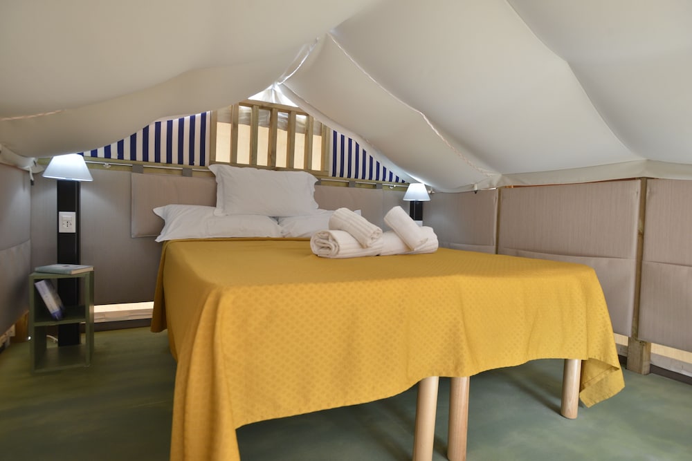 

Roma - Porto Conte - Torre del Porticciolo Camping Village Glamping