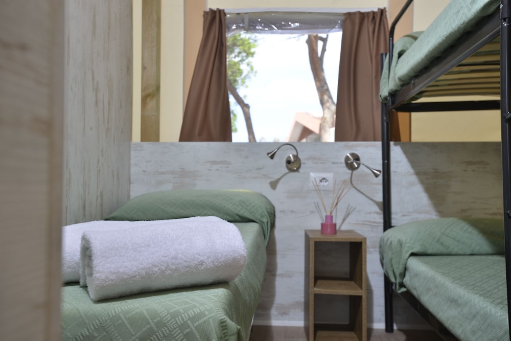 

Milano - Porto Conte - Torre del Porticciolo Camping Village Glamping