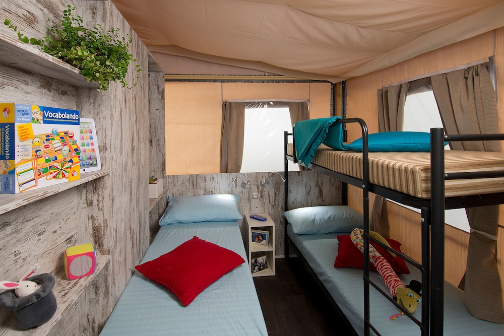 

Perugia - Alghero - Torre del Porticciolo Camping Village Glamping