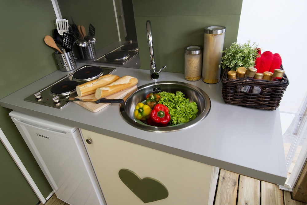 

Ancona - Alghero - Torre del Porticciolo Camping Village Glamping