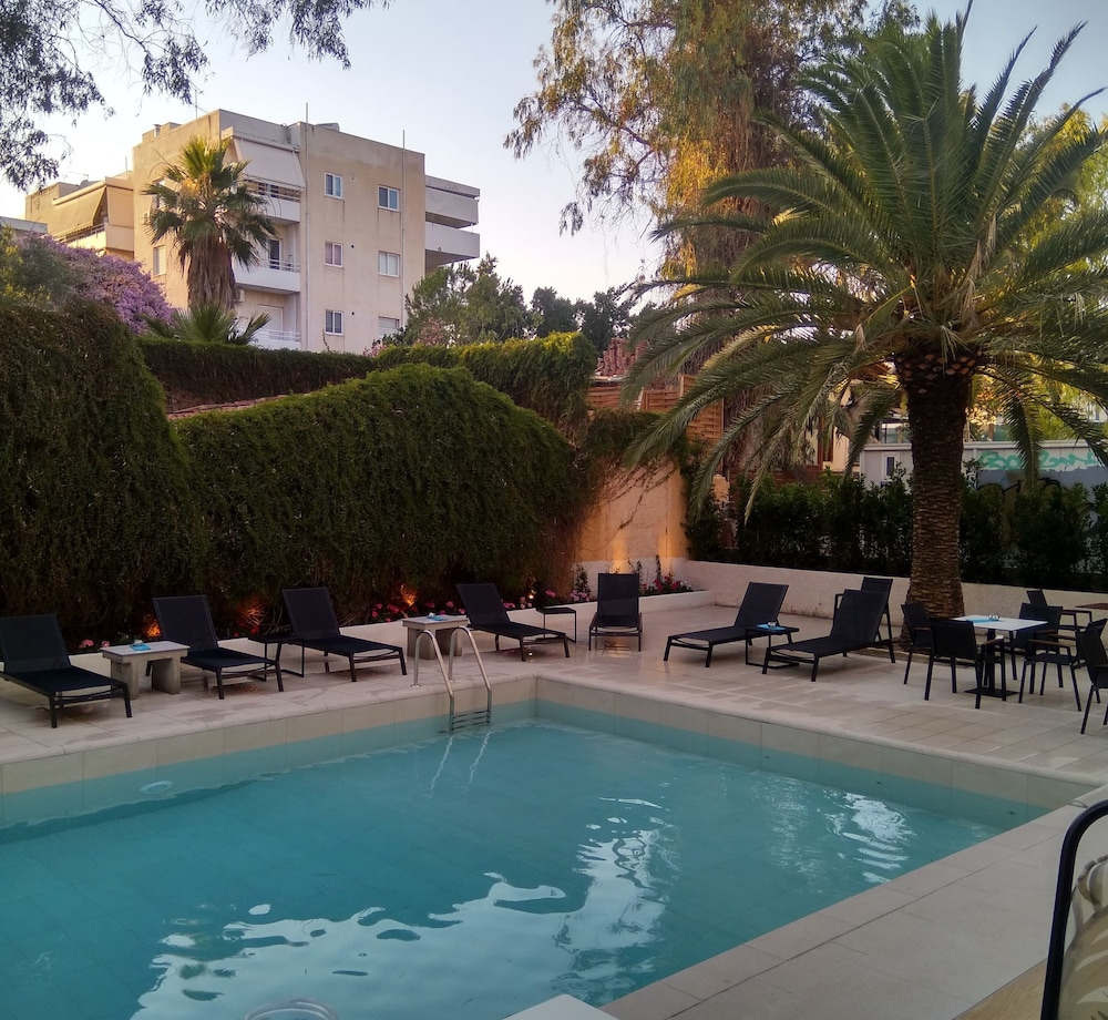 

Bologna - Vouliagmeni - Athens Coast Hotel
