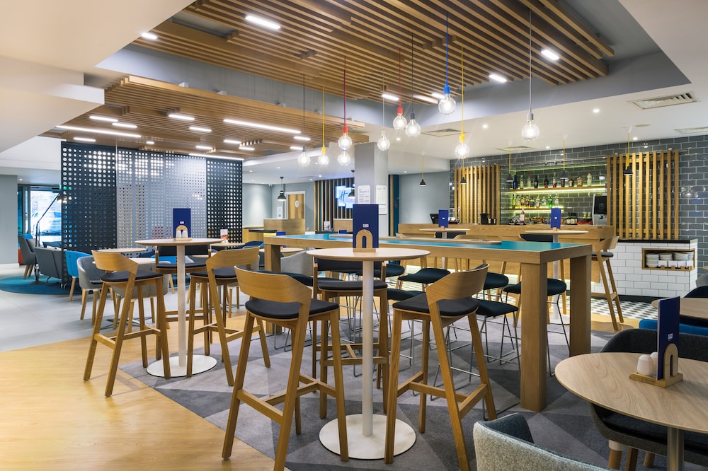

Milano - Watford - Holiday Inn Express LONDON - WATFORD JUNCTION