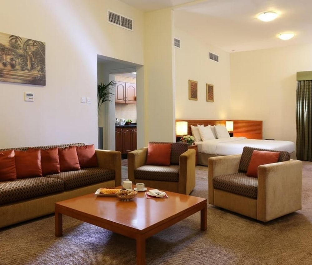 

Roma - Ajman - Ramada Hotel & Suites By Wyndham Ajman