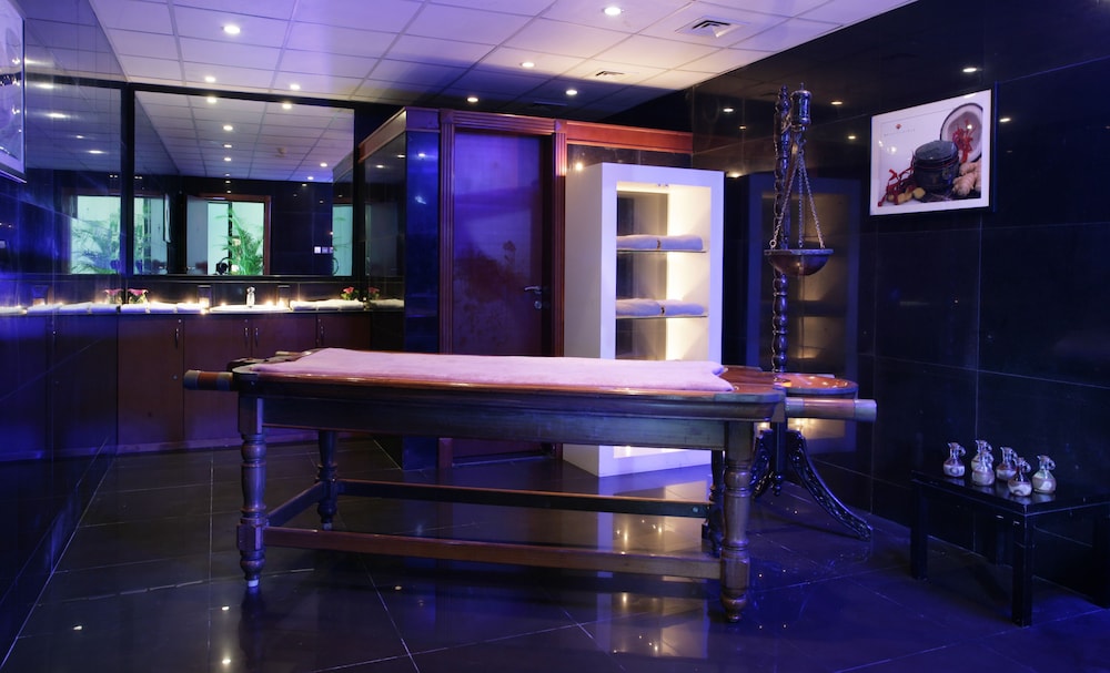 

Roma - Ajman - Ramada Hotel & Suites By Wyndham Ajman