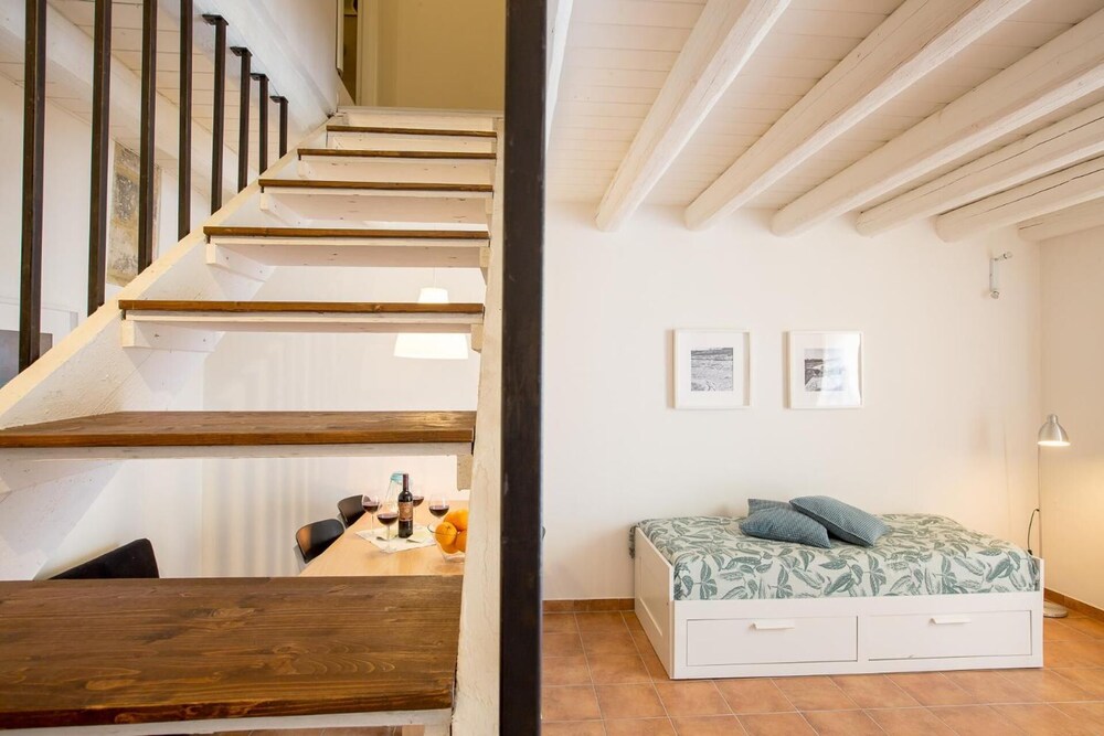 

Milano - Siracusa - Residence Ortigia