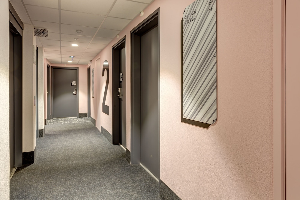 

Palermo - Paray-Vieille-Poste - B&B HOTEL Paris Sud Chatenay Malabry