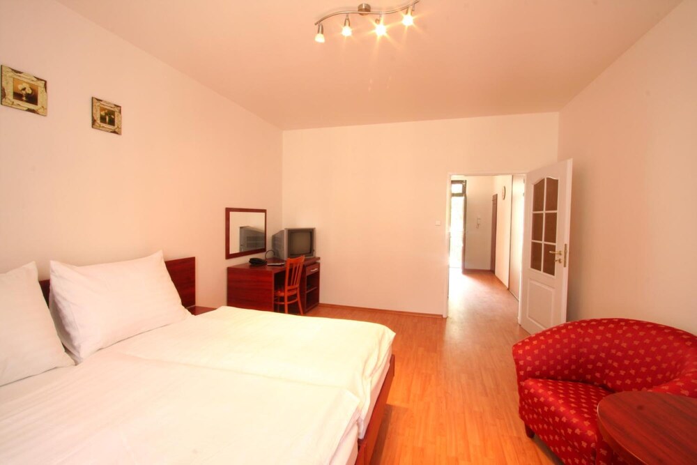 

Catania - Praga - Apart Hotel Susa