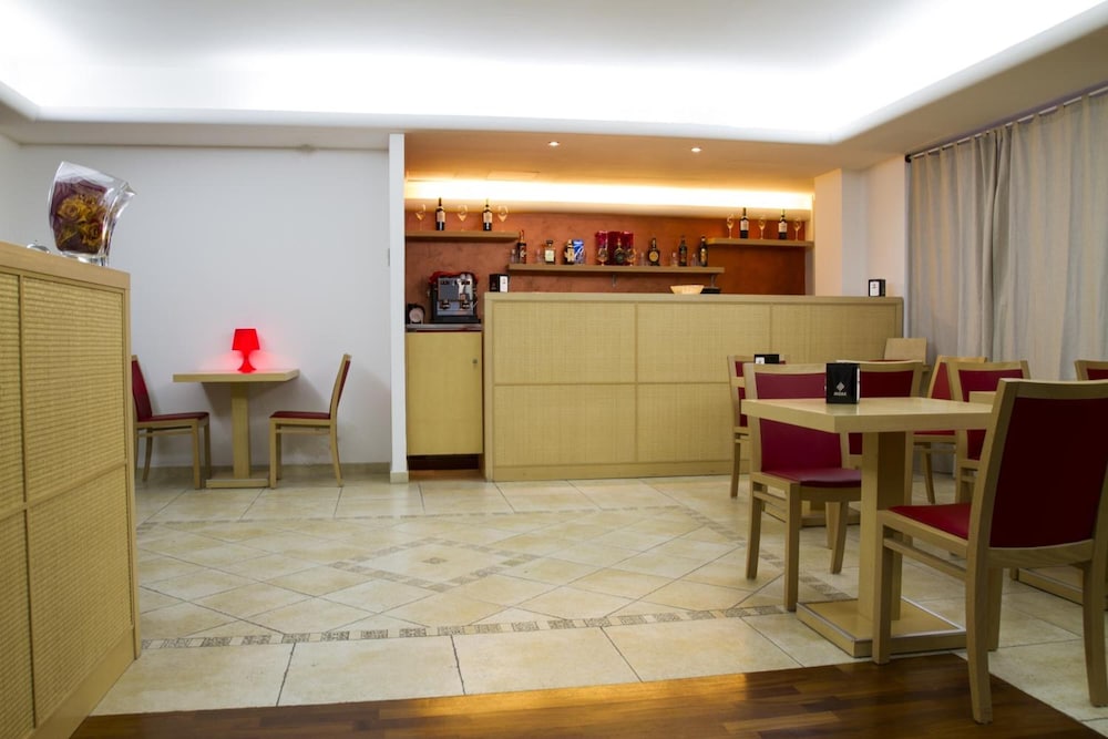 

Bari - Catania - Hotel Catania Town