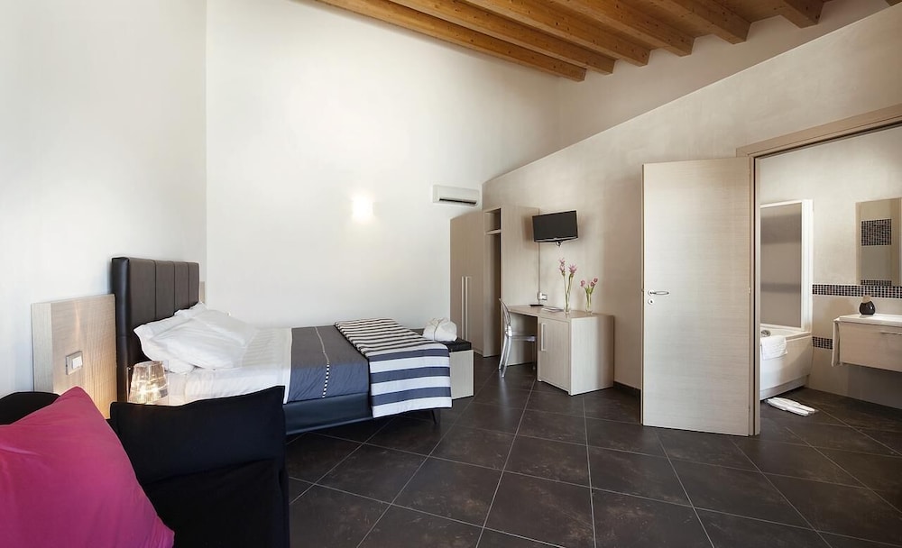 

Milano - Comiso - Casato Licitra