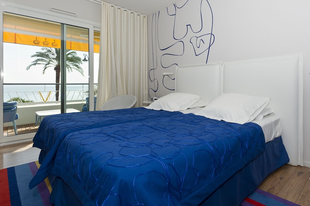 

Torino - Cap-d'Ail - Hotel Victoria