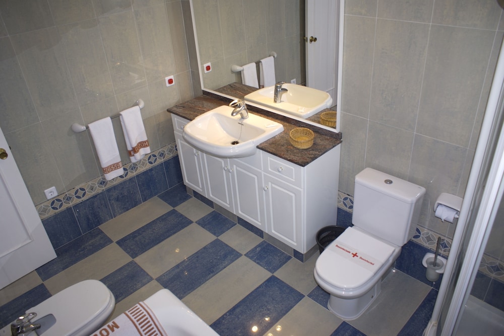 

Roma - Cala Galdana - Hamilton Court Apartamentos