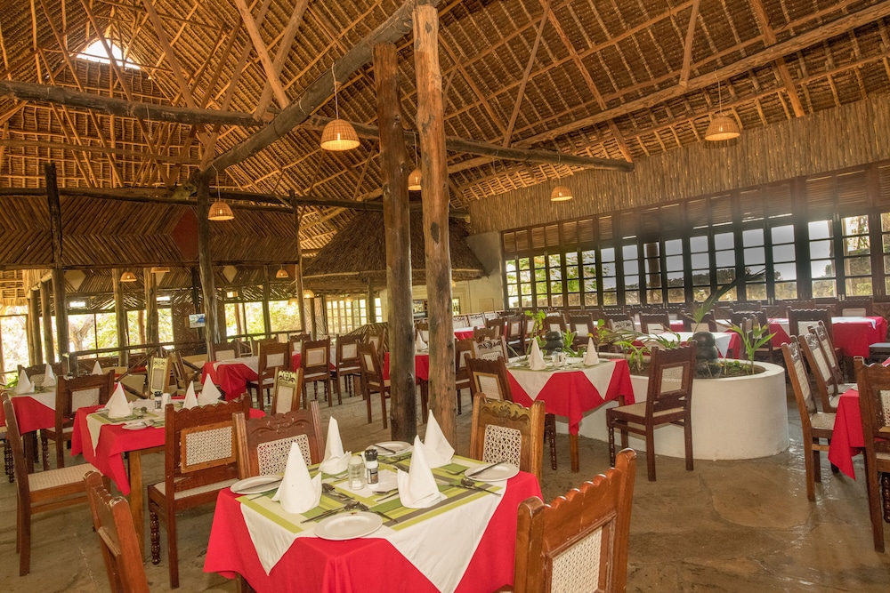 

Bari - Kilifi - Baobab Sea Lodge