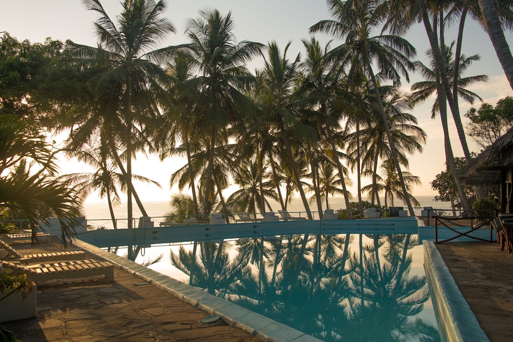 

Bari - Kilifi - Baobab Sea Lodge