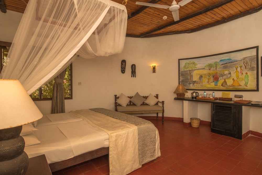 

Bari - Kilifi - Baobab Sea Lodge