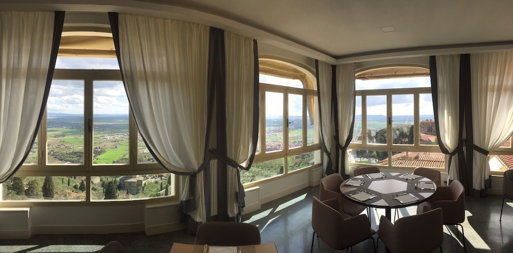 

Milano - Cortona - Hotel San Luca