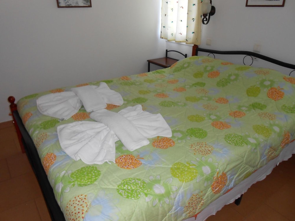 

Cagliari - Creta Ovest - Chania, Grecia - Villas Michalis