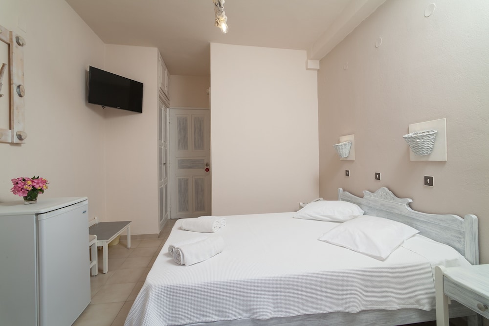 

Roma - Santorini, Isole Greche - Amaryllis Hotel