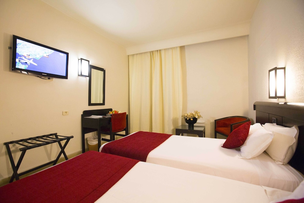 

Palermo - Tunisi - Ambassadeurs Hotel