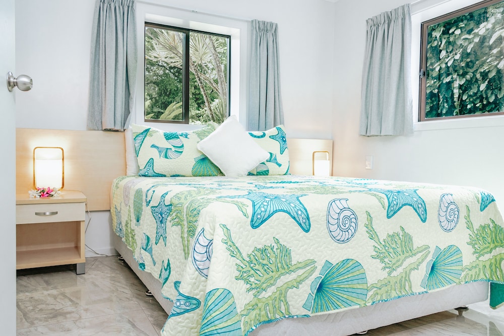 

Roma - Rarotonga - Lagoon Breeze Villas