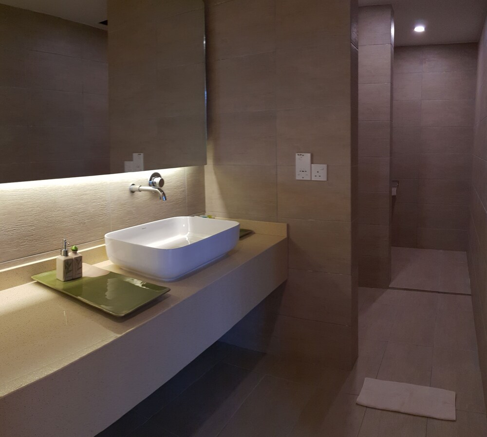 

Verona - Pantai Cenang - Lot 33 Boutique Hotel