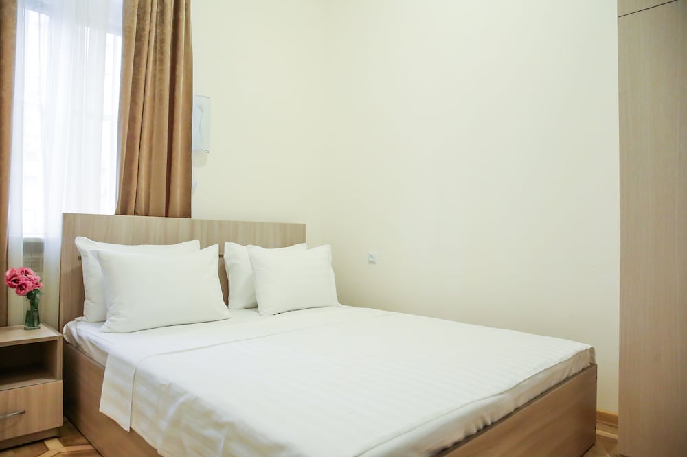

Venezia - Yerevan - Alba Hotel Yerevan