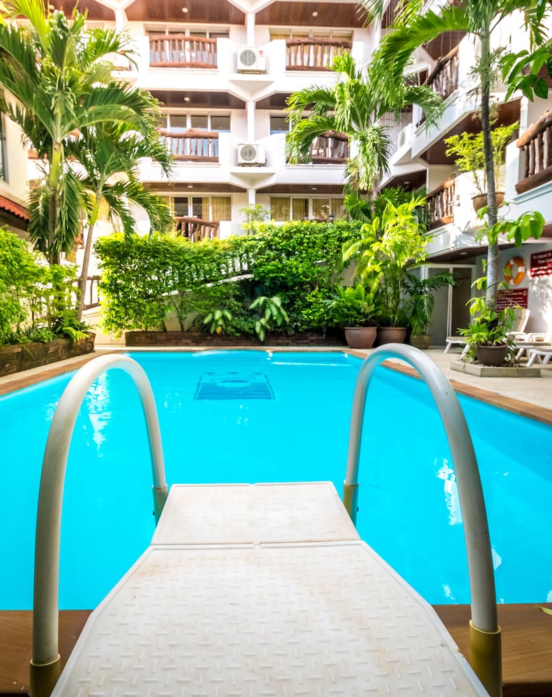 

Roma - Klong Muang Beach - Aonang Sunset Hotel