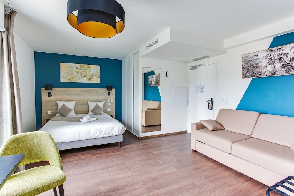 

Napoli - Paris Orly - All Suites Appart Hôtel Massy Palaiseau