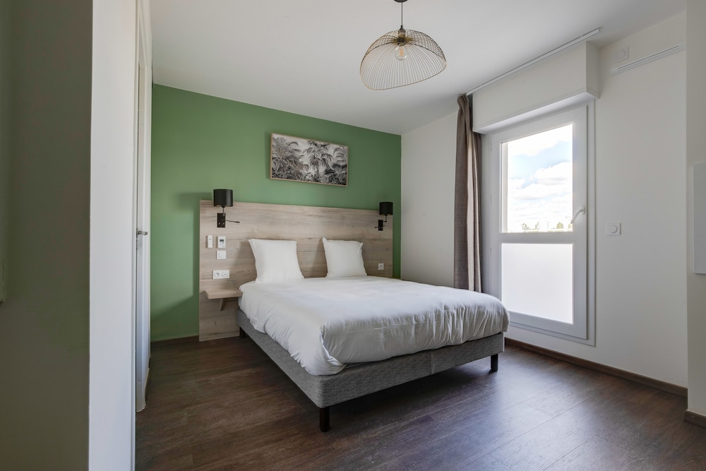 

Roma - Massy - All Suites Massy Palaiseau