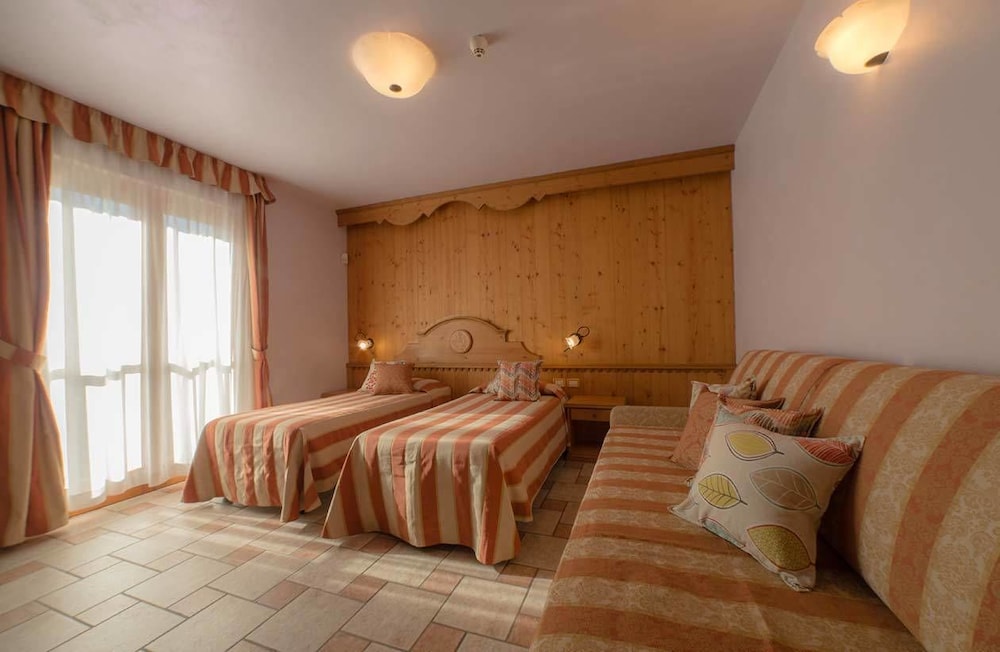 

Napoli - Aosta - Hotel Lo Fleyé