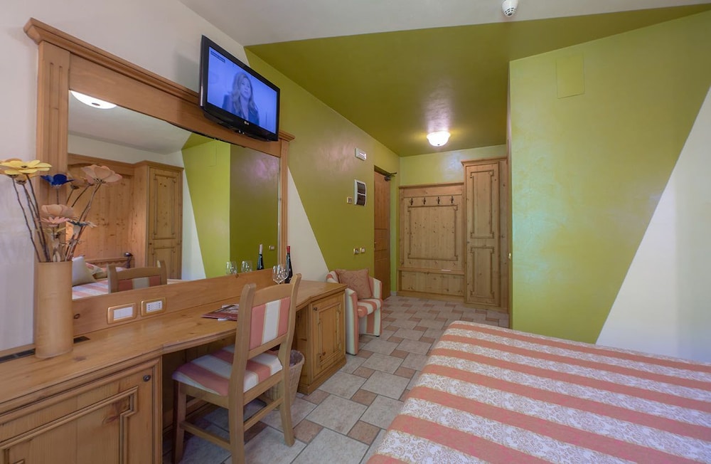 

Milano - Aosta - Hotel Lo Fleyé